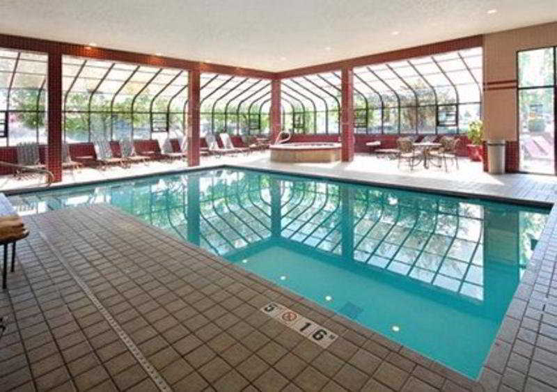 Quality Inn Oakwood Fairwood Eksteriør billede