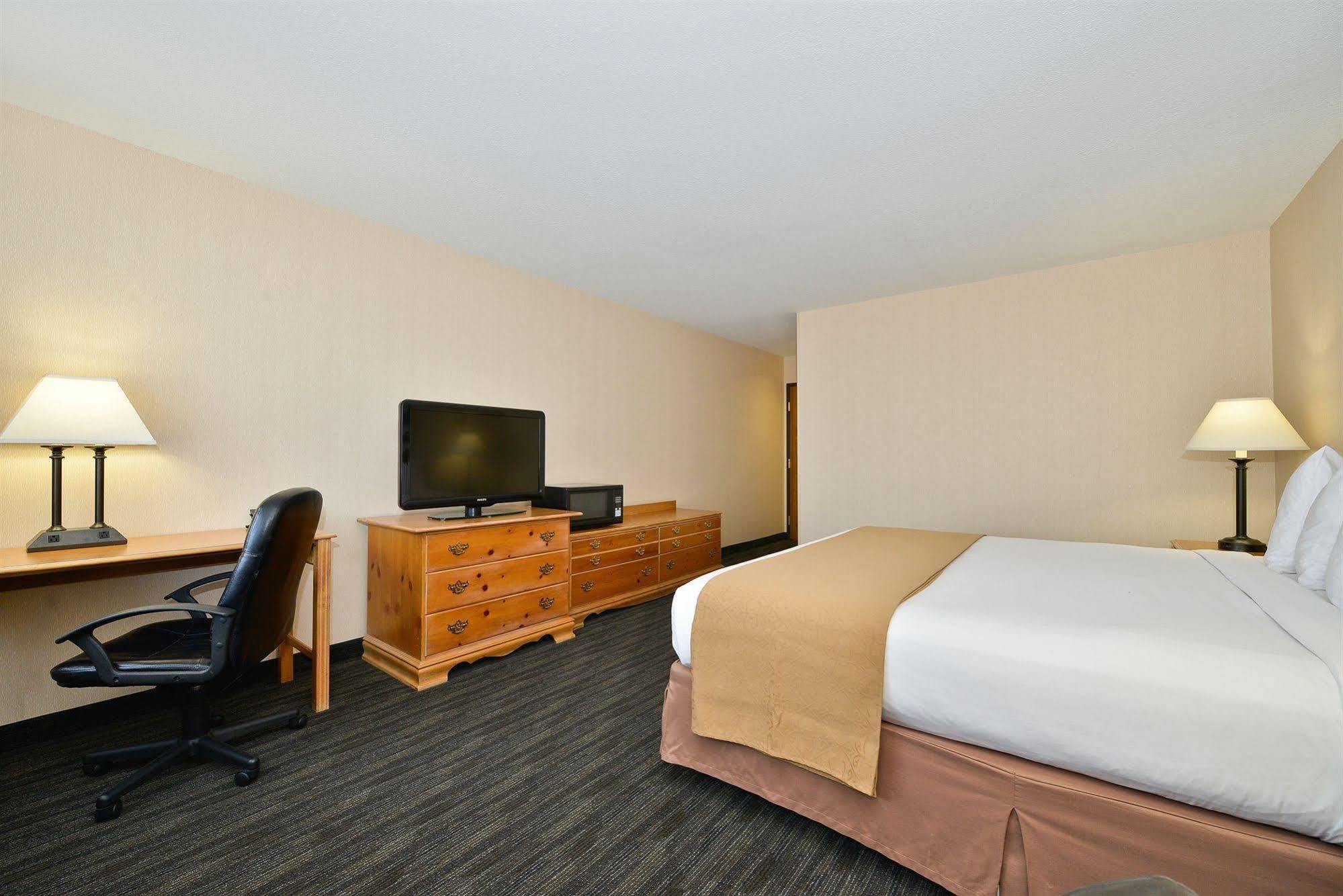 Quality Inn Oakwood Fairwood Eksteriør billede